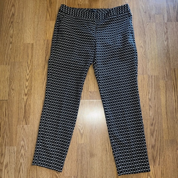 Express Pants - Picture 3 of 5